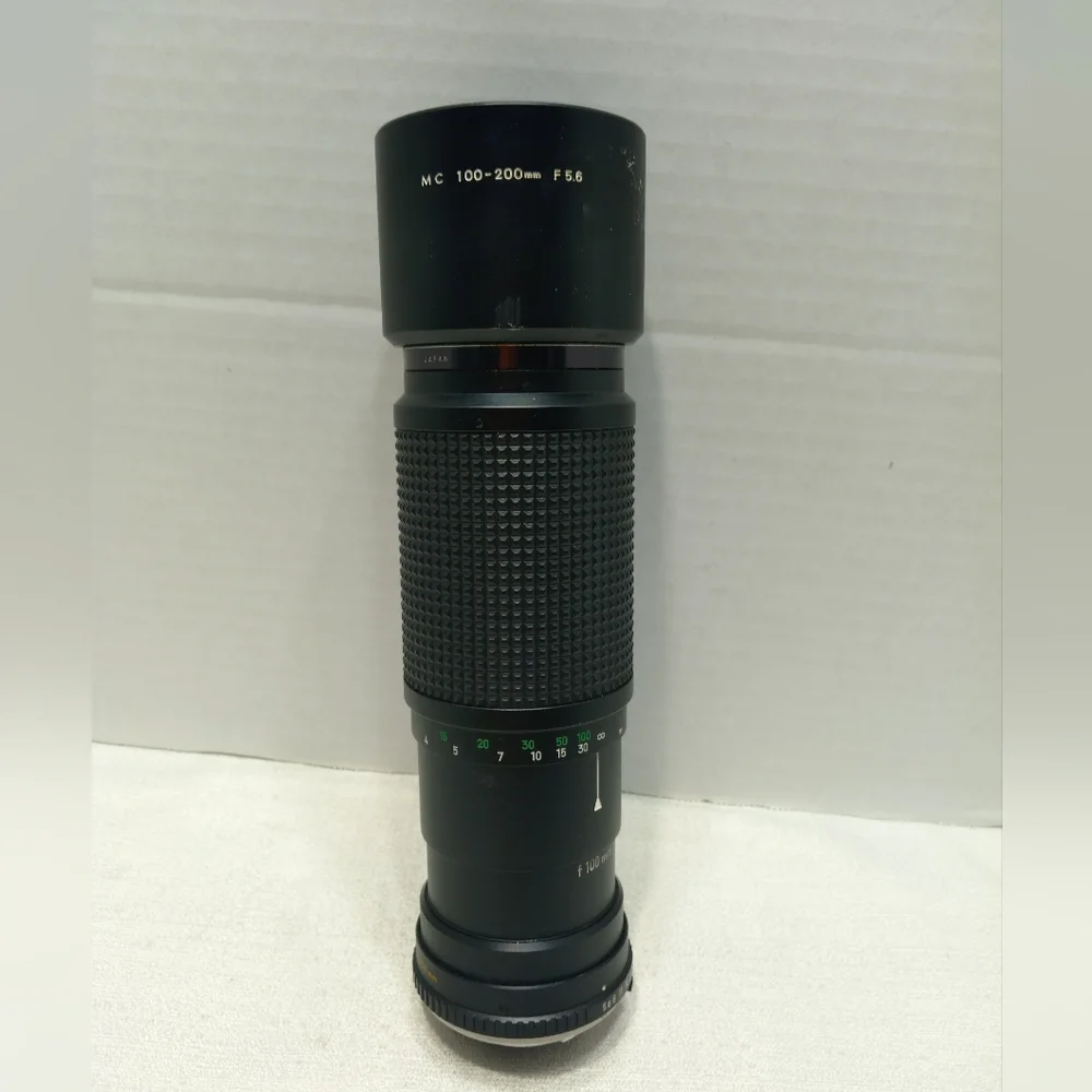 Minolta 1:56 f=100-200mm